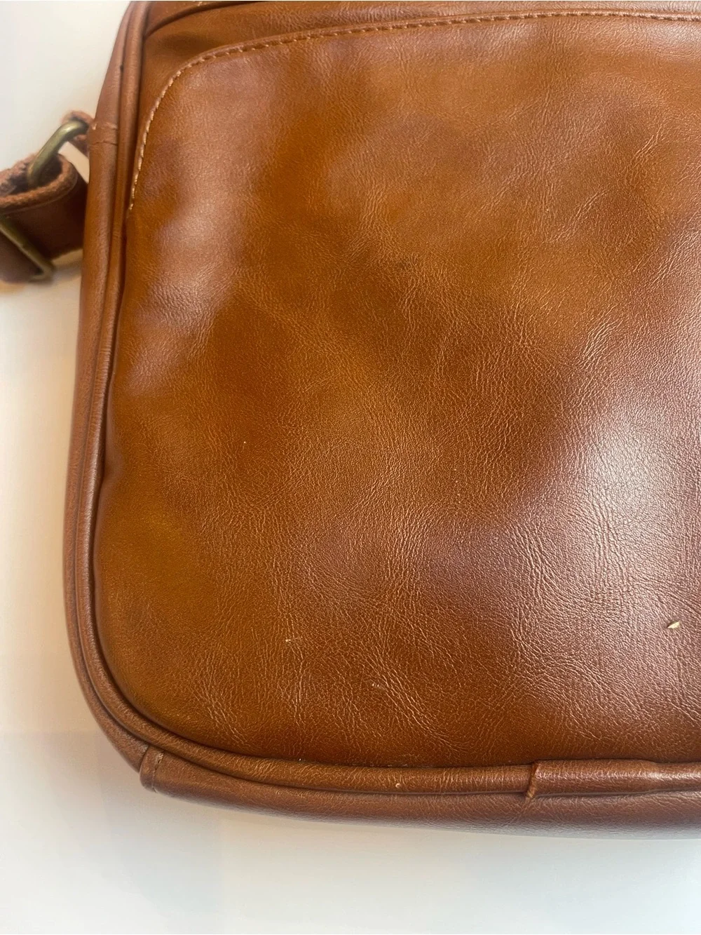 Kenneth Cole Reaction details brand